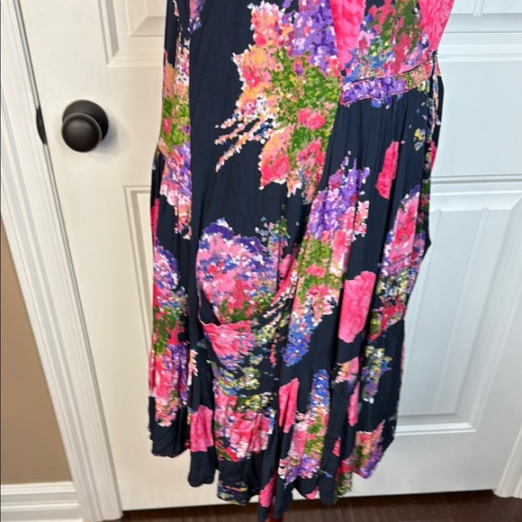 Catch Me Floral V-Neck Dress Sz L - Picture 3 of 12